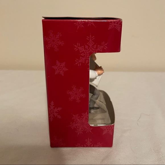 NIB Hallmark Disney The Incredibles 2 Bob Parr Christmas Tree Ornament - Picture 4 of 5